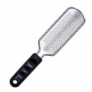 מגרדת פומפיה נירוסטה כסופה REISZ PROFESSIONAL מגרדת פומפיה נירוסטה כסופה REISZ PROFESSIONAL